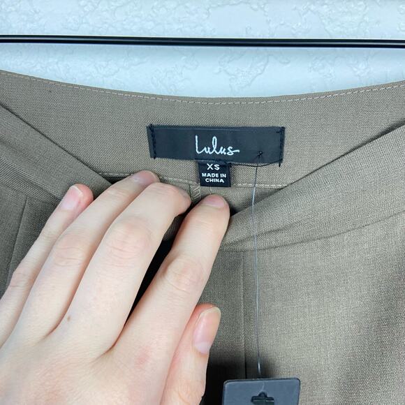 New Lulu’s tan trouser pants size xs - Picture 4 of 7
